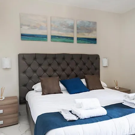 Il Falco 4* ريجّو دي كالابريا