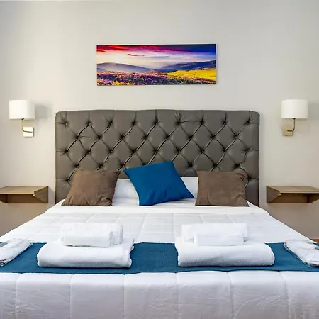 Il Falco فندق مبيت وإفطار 4*