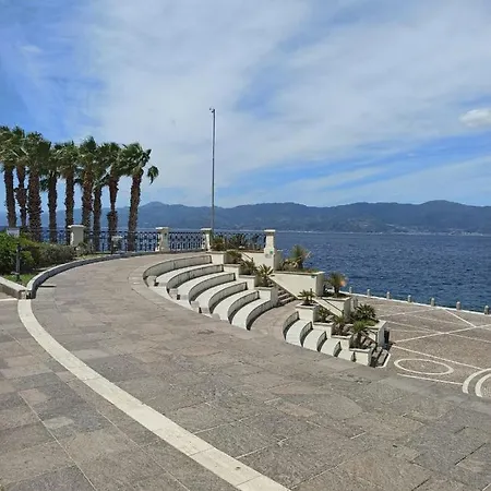 فندق مبيت وإفطار Il Falco 4*